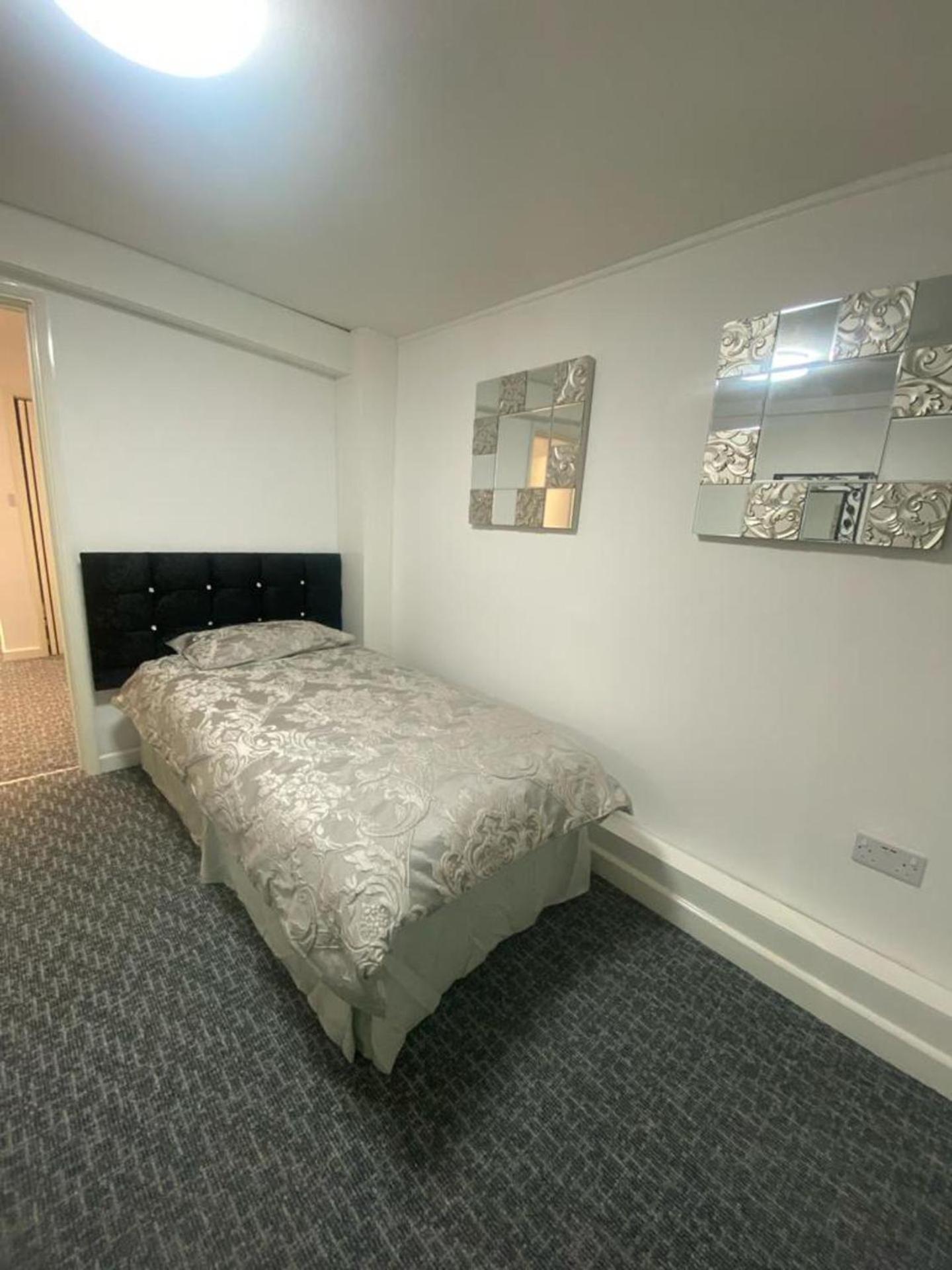 Beautiful 3-Bed Apartment In Merthyr Tydfil Eksteriør billede