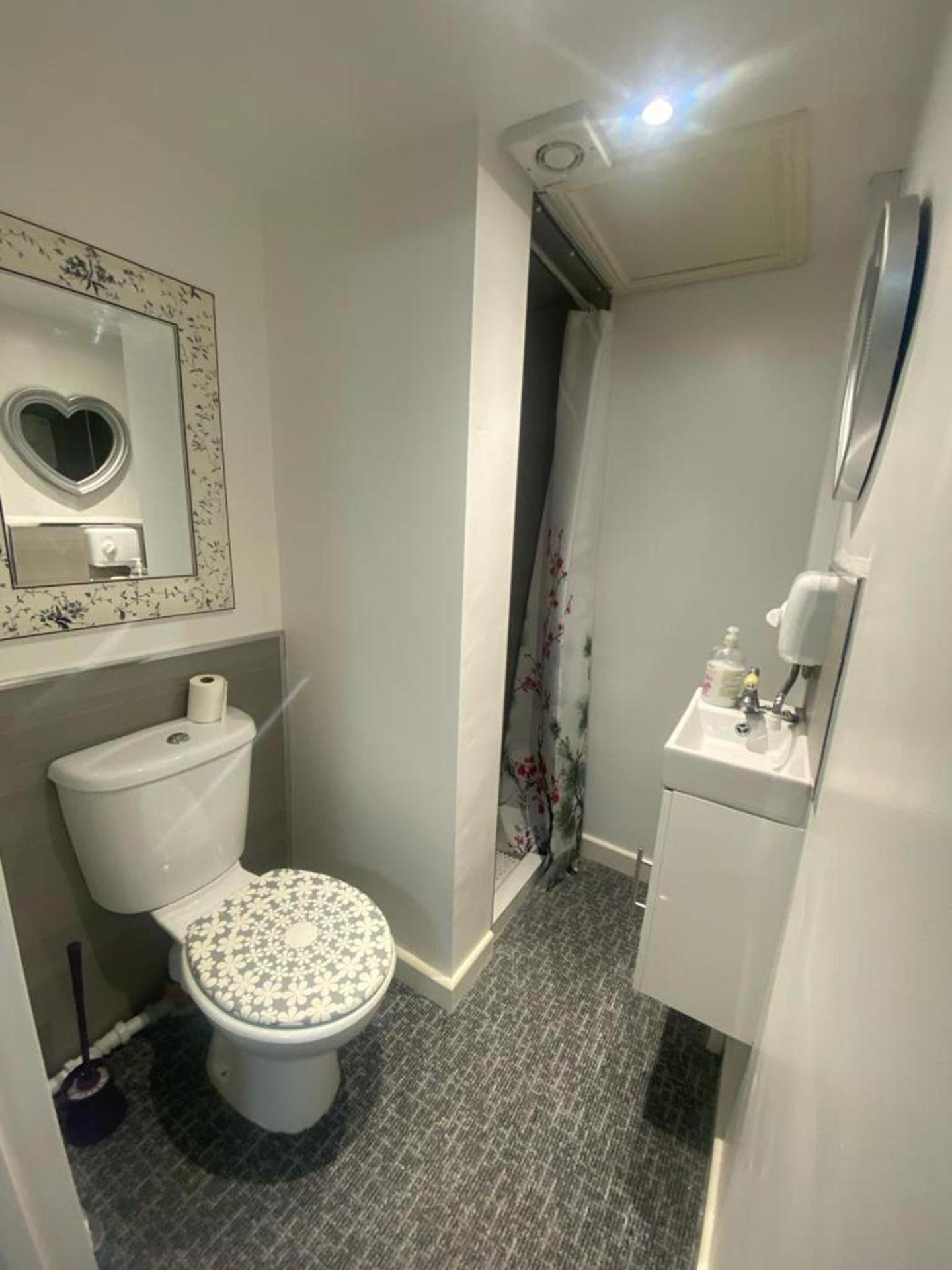 Beautiful 3-Bed Apartment In Merthyr Tydfil Eksteriør billede